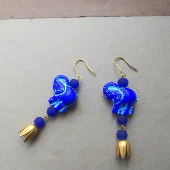 Sold! 'Never Forget' Dangles - Picture 3 of 4